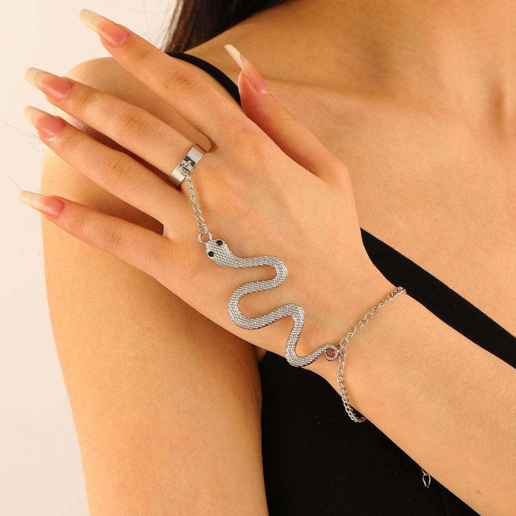 Niche Style Halloween Snake & Spider Chain Bracelet-Ring for Women