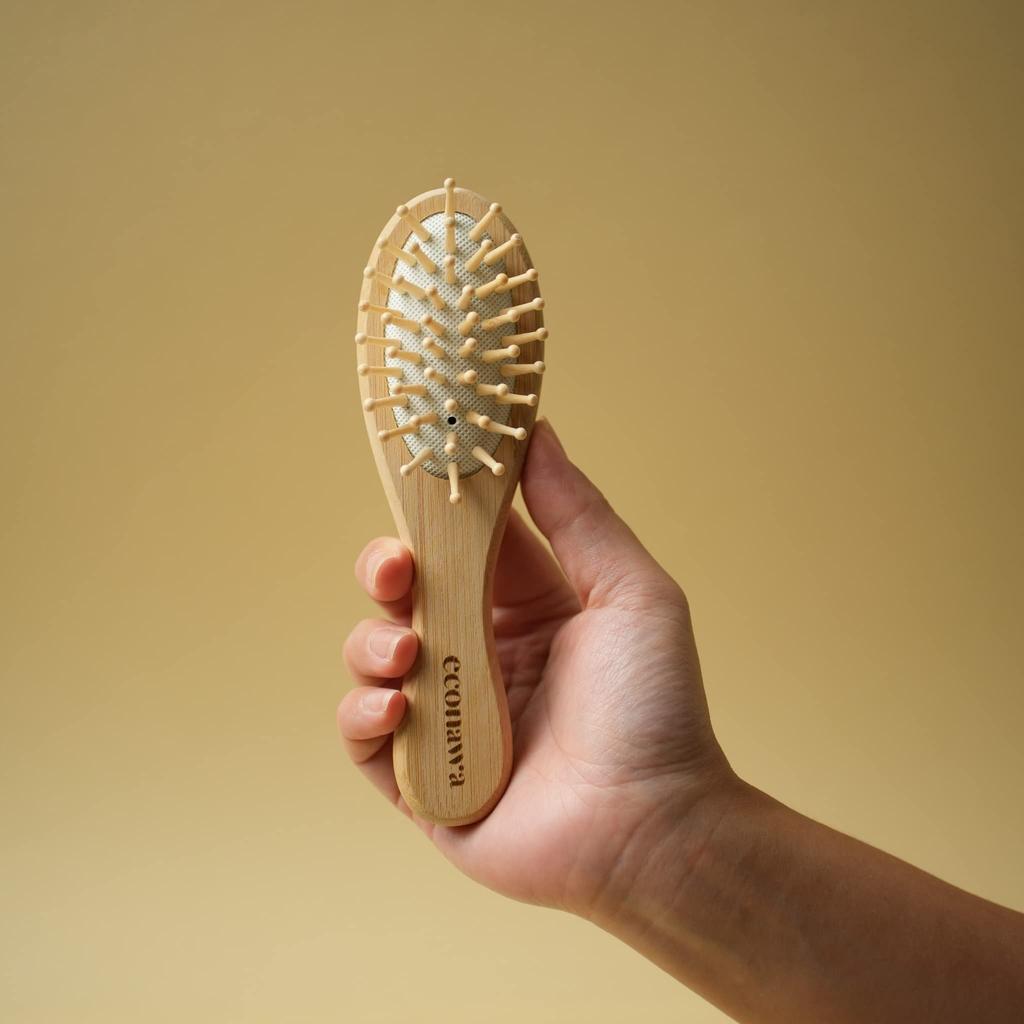 Bamboo Hair Brushes of Commercial Amenities and Made with Natural Materials For and Beauty Salons Individually Ideal for Wholesale econawa (Set 100)