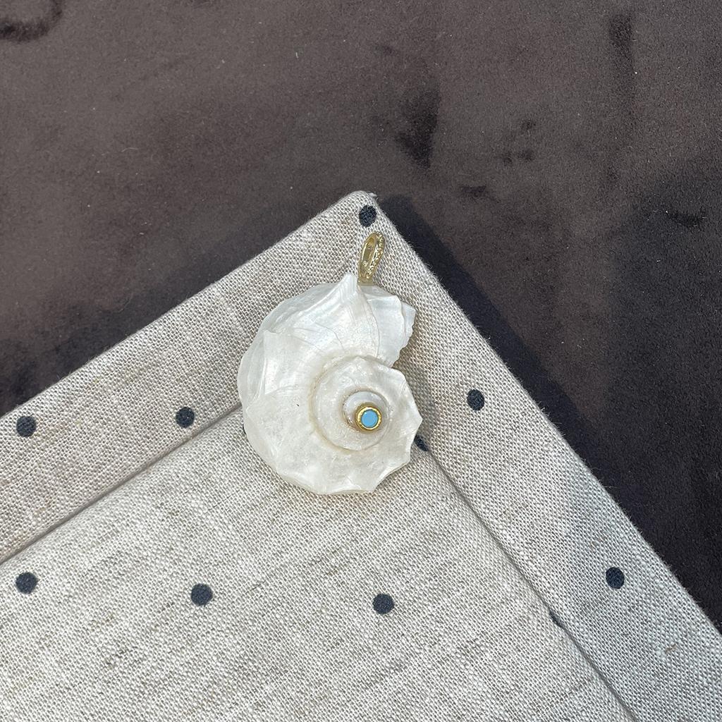 1Pc Natural Conch Shell Pendant Inlaid Stone Golden Plated Loop Charm for DIY Necklace Jewelry Making Supplies