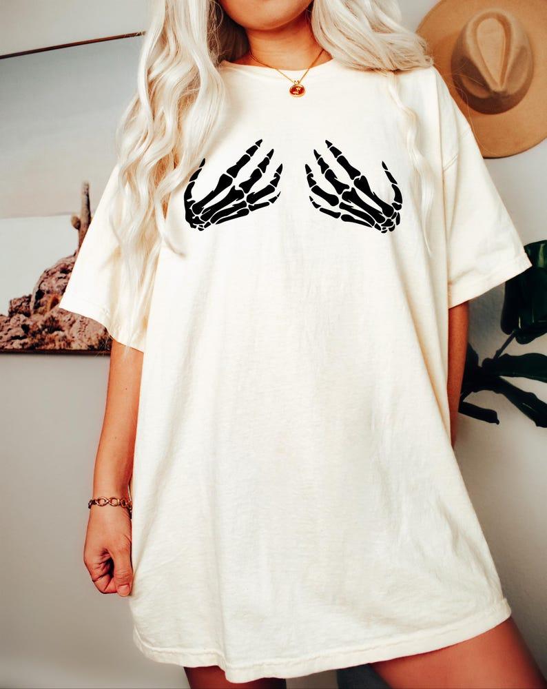 Hot Sale Skeleton Hand Halloween Graphic Print T-shirt Men Women Streetwear Harajuku Y2K Fashion Loose Casual Oversized Top Summer New Tee