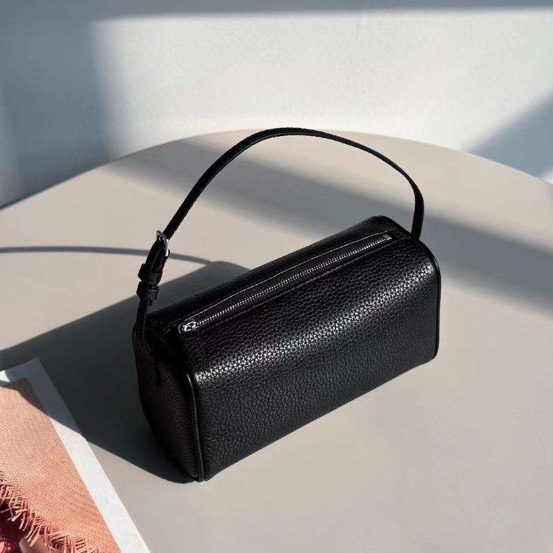 

Texture imported first layer Li pattern cowhide, wind mini hand carry underarm small square bag crossbody pillow bag pencil bag 19*7*10cm
