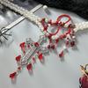 Gotický červený perlový náhrdelník Choker se skvrnami od krve Kreativní halloweenský náhrdelník s křížem a krví
