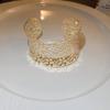 European & American Pleated Metal Bangle: Elegant Cold-Style Bracelet with High-End Luxury Design