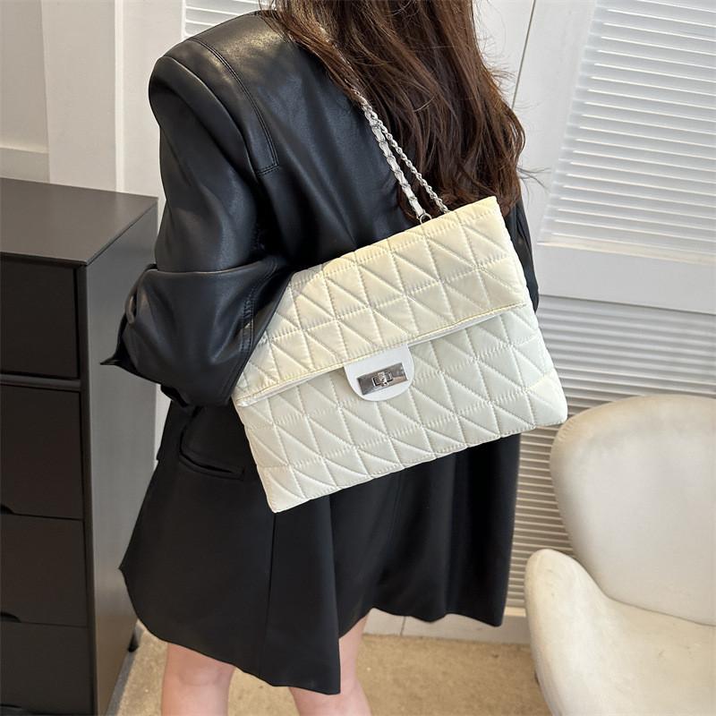 Fashionable Unique Designed Small Handbag For Women Stylish Crossbody Bag Black And White