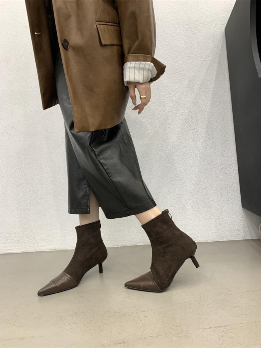 

Short boots women s velvet pointed head thin heel new splicing suede thin high heel short thin boots in autumn and winter of 2025 39 коричневий
