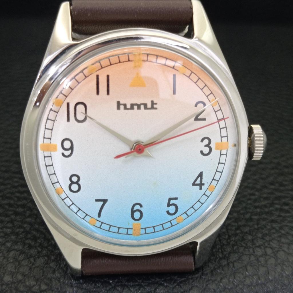 INDIAN VINTAGE HMT HAND-WINDING MENS WRIST WATCH A702805-1 R211-a702805