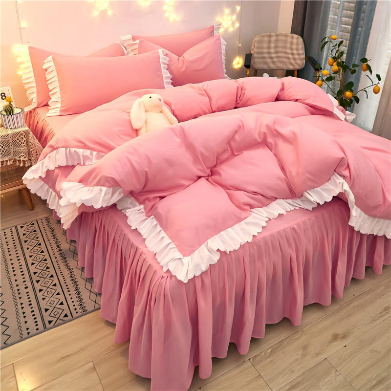 Net Red Korean Princess Style Bettrock Vierteiliger Bettbezug mit Herzspitze für Mädchen Studentenwohnheimbettwäsche