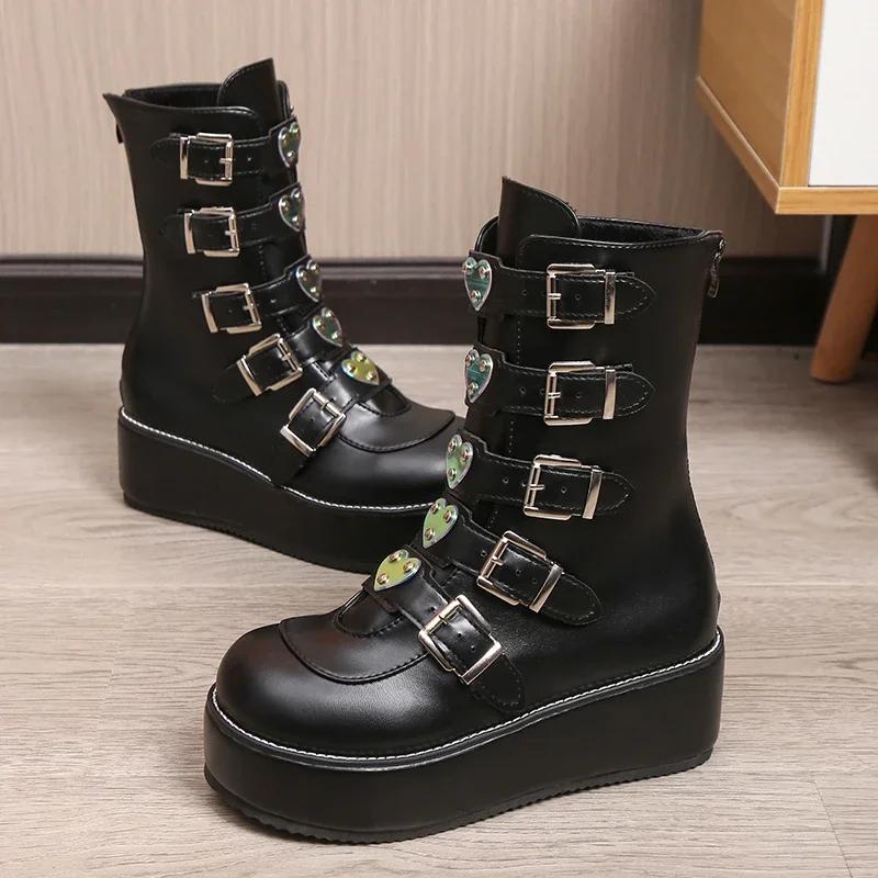 Yeni Büyük Boy43 Moda Havalı Sokak Tokaları Gotik Kış Platform Motosiklet Botları Cadılar Bayramı Siyah Kadın Ayakkabısı Platform Botlar
