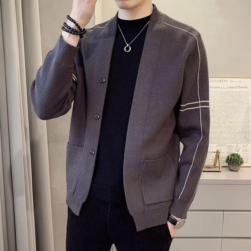 

2024 Autumn/Winter Men s Retro V-Neck Cardigan Sweater - Casual Lazy Style Knitwear 2XL сірий колір