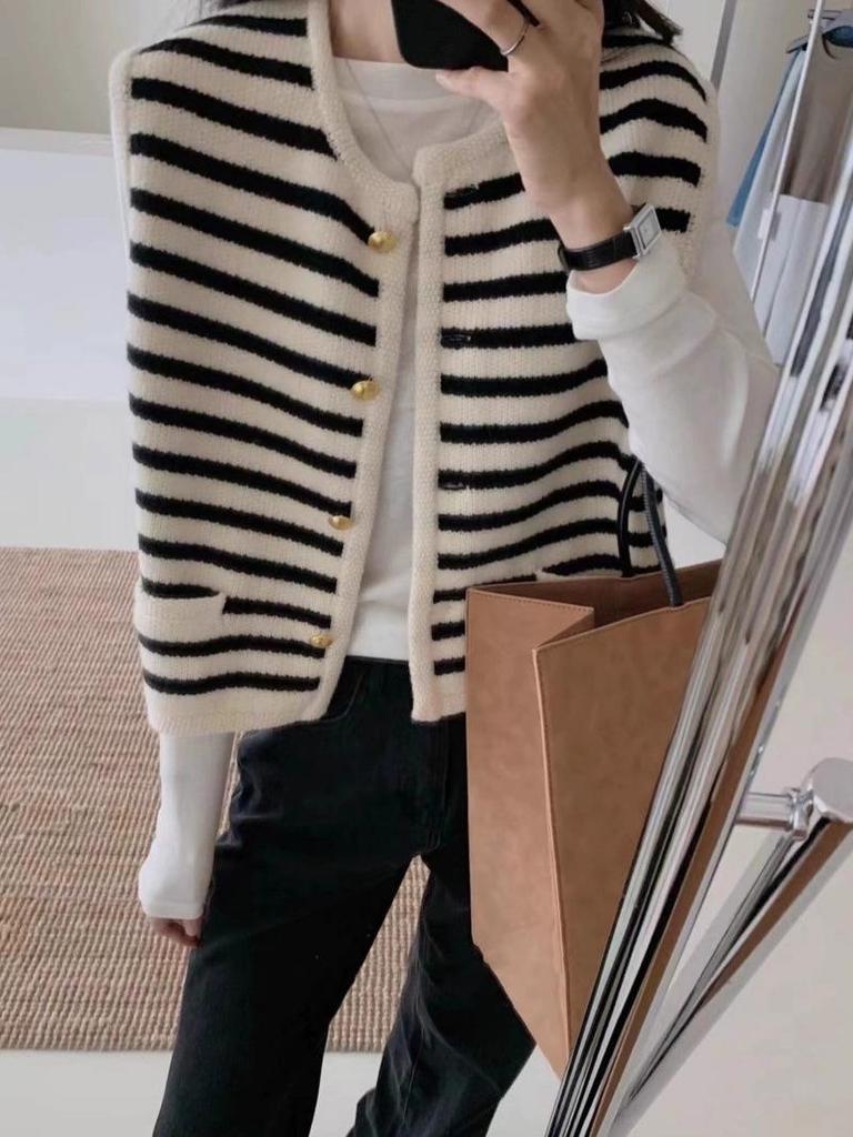 Women's Black & White Striped Sleeveless Knit Cardigan Vest - French Style Spring/Autumn Sweater Outerwear.