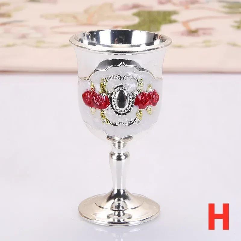 

1 Pcs Metal Wine Glasses Retro Wine Cup Goblet Vintage European Style Champagne Cocktail Glasses Bar Home Decor Drinkware H