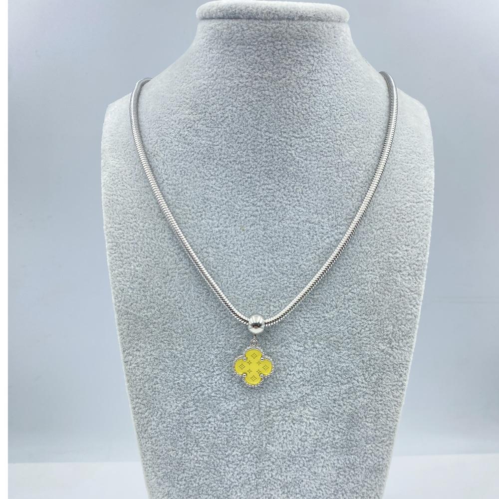 

Классическое ожерелье «Четырехлистный цветок» 15 мм, круглая змеиная цепочка из титановой стали для мужчин и женщин, ожерелье «Четырехлистный клевер»