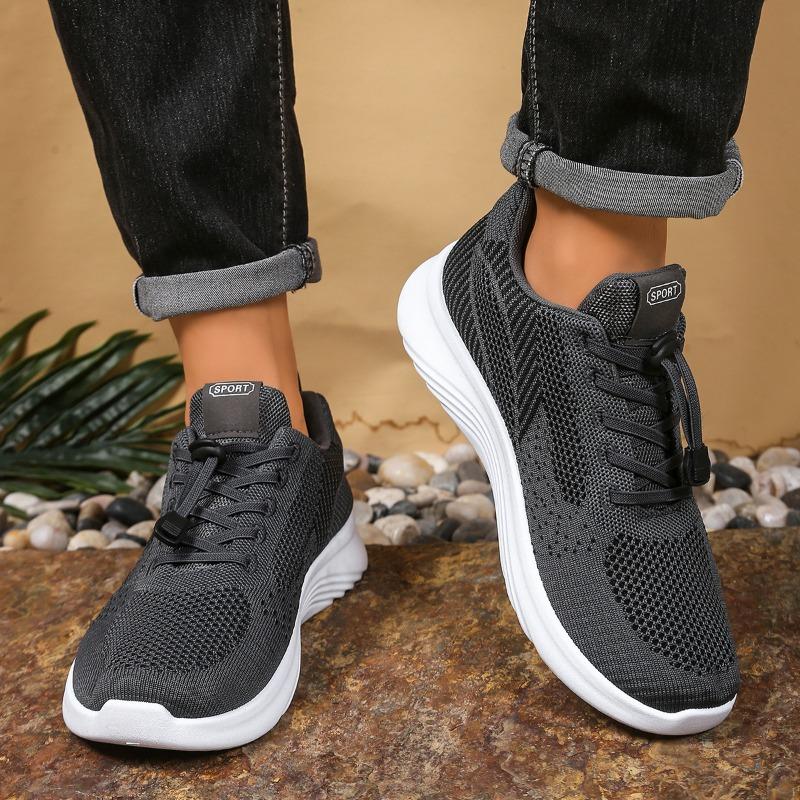 

Men’s Spring/Autumn Soft-Soled Non-Slip Walking Shoes, Comfortable Elderly Sneakers 39
