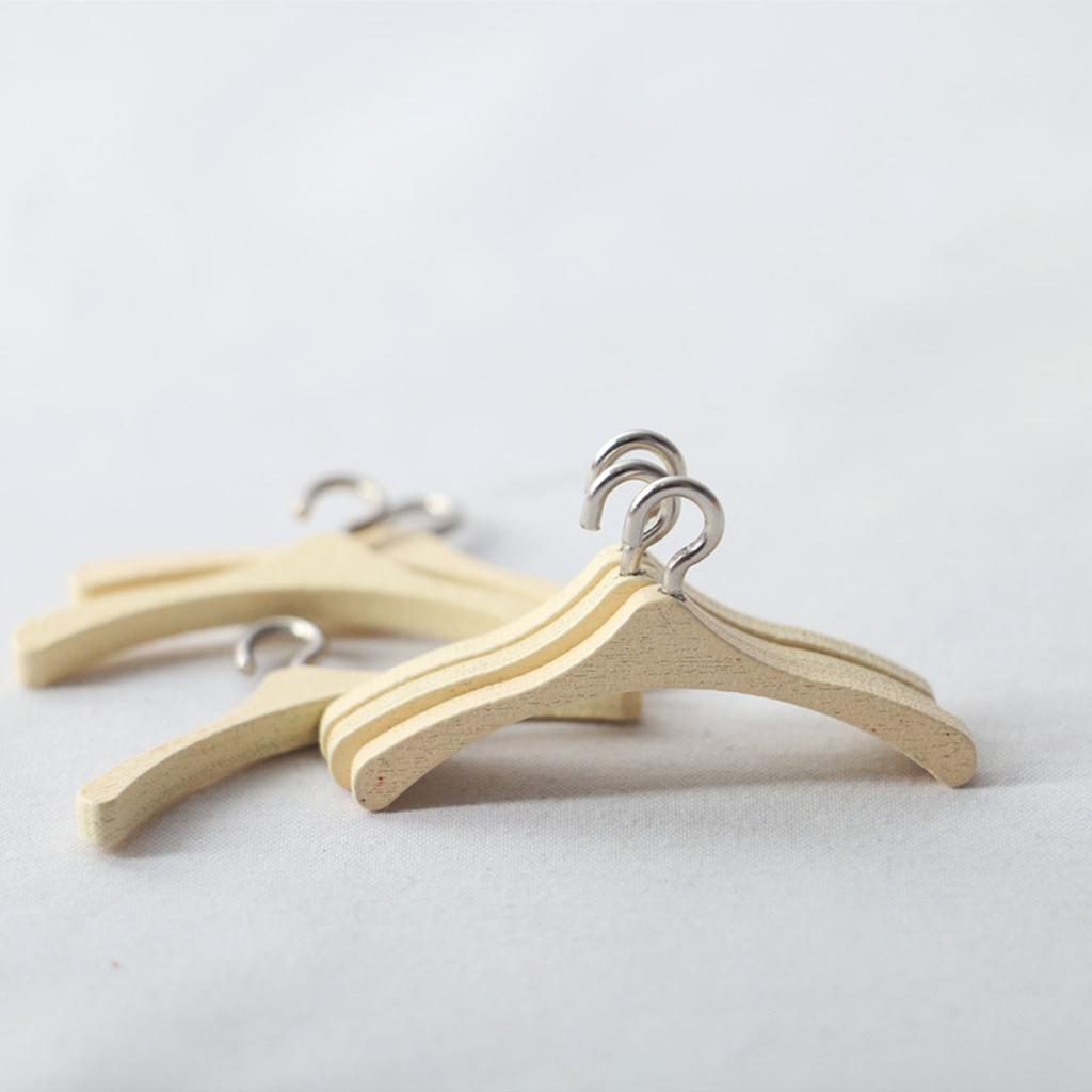 5pcs 1:12 Dollhouse Miniature Wood Clothes Hanger Model Coat Hanger Pretend Play Furniture Decoration DIY Accessories