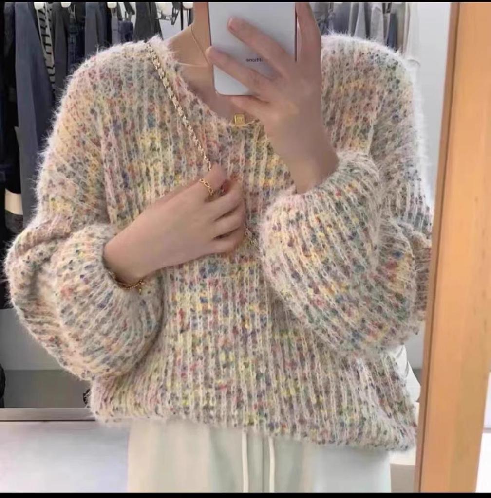 Pulover tricotat leneș cu decolteu în V și buline colorate pentru femei - Toamnă/Iarnă 2025