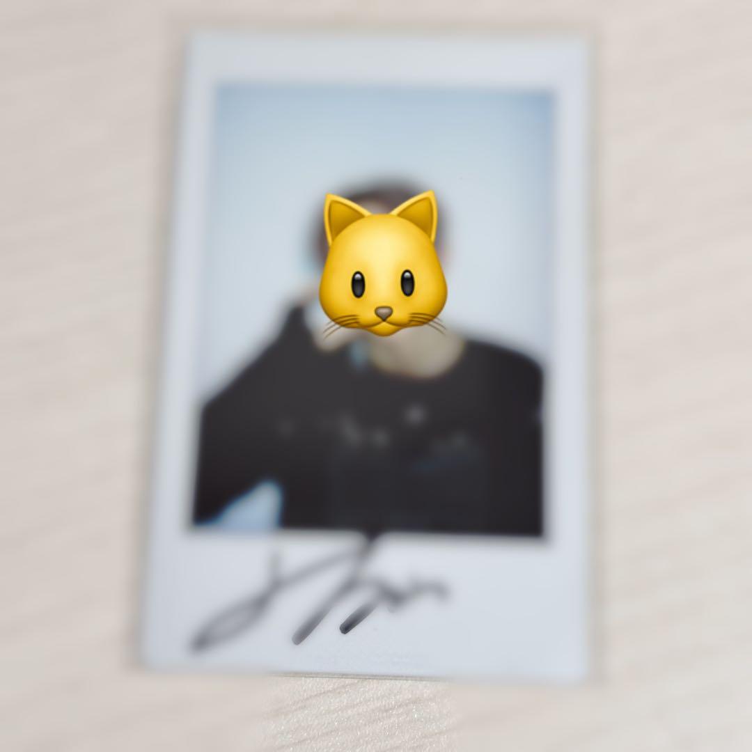 

[USED] ALL(H)OURS Hyun Bin Sign Polaroid