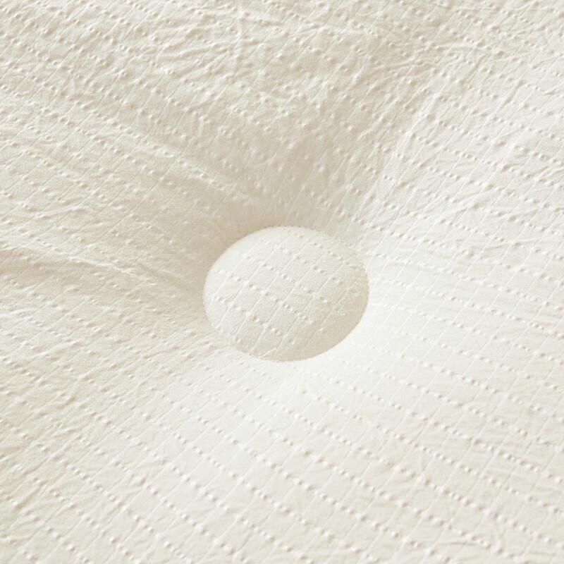 Muji-Style Soft Polyester All-Season Quilt