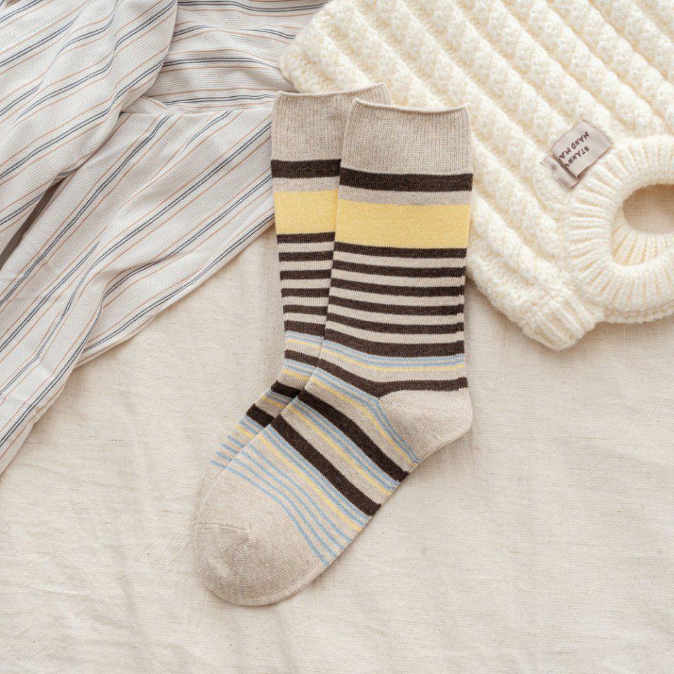 Korean Retro Mori Color Block Striped Mid-Calf Socks - Women's Breathable Autumn/Winter Birkenstock Double-Needle Scrunch.