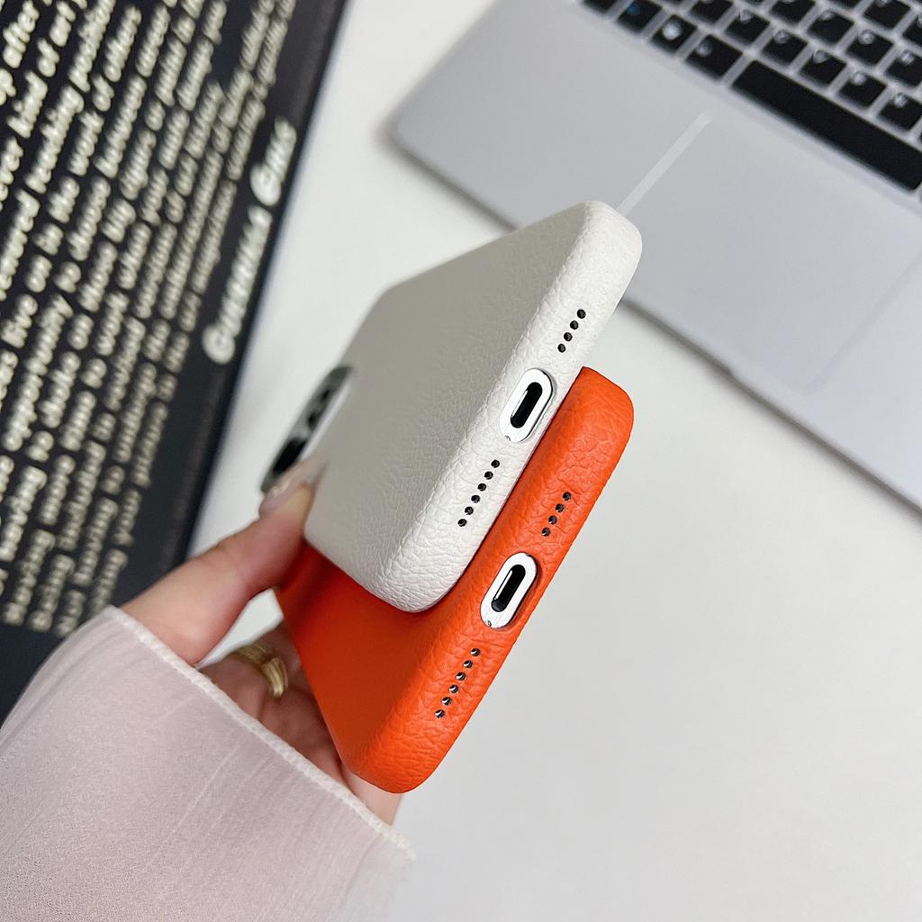 Luxury Leather Magnetic Phone Case for iPhone 17 Air 16 15 14 13 Pro Max Wireless Charging Shockproof Phone Cover Etui Coque