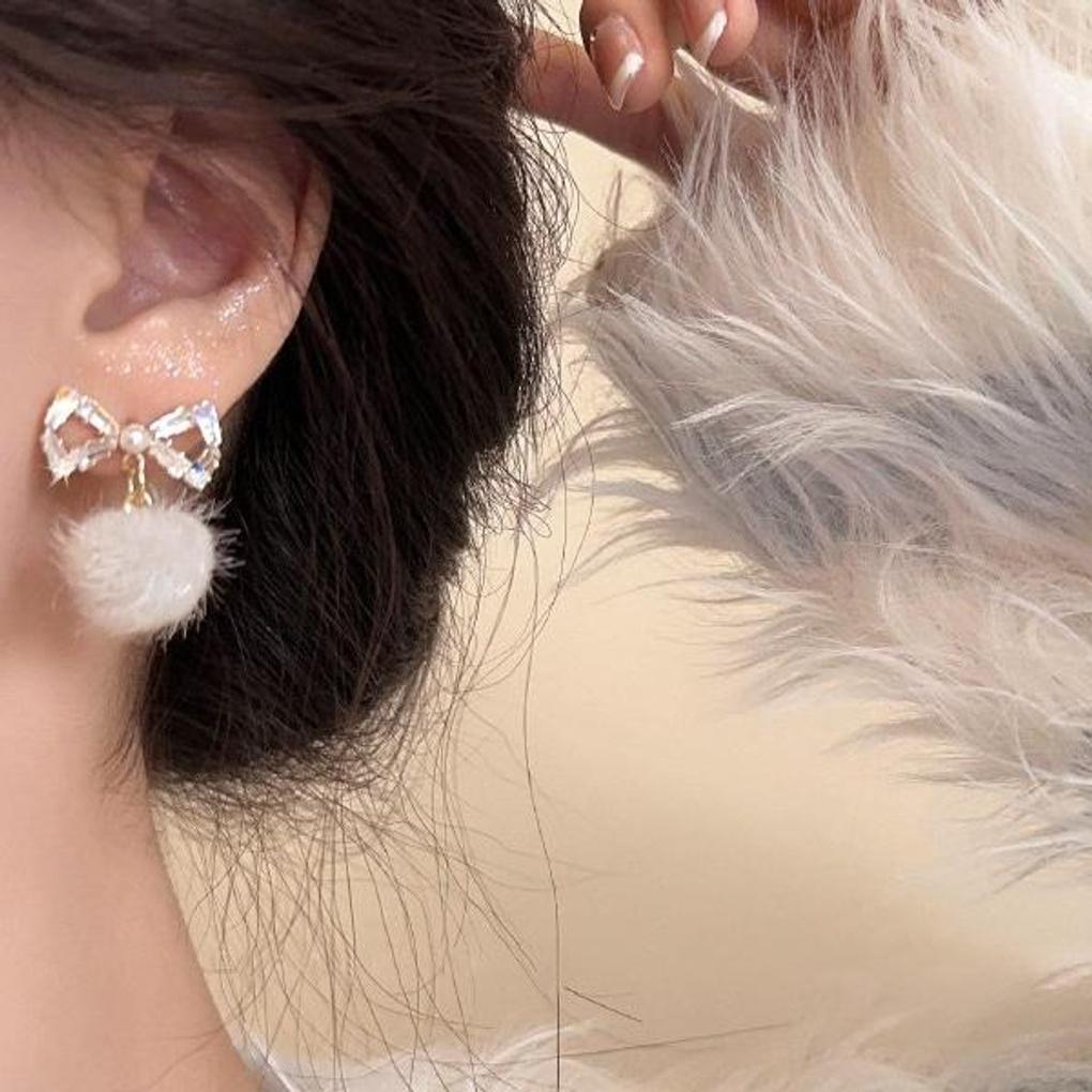 Women's Snowflake Drop Shine Earrings [Silver Needle]