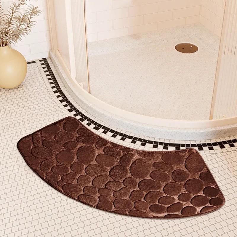 Super Absorbent Arc-Shaped Bath Mat Coral Velvet Bathroom Rug Floor Mat Quick Drying Machine Washable Home Hotel Bathroom Decor