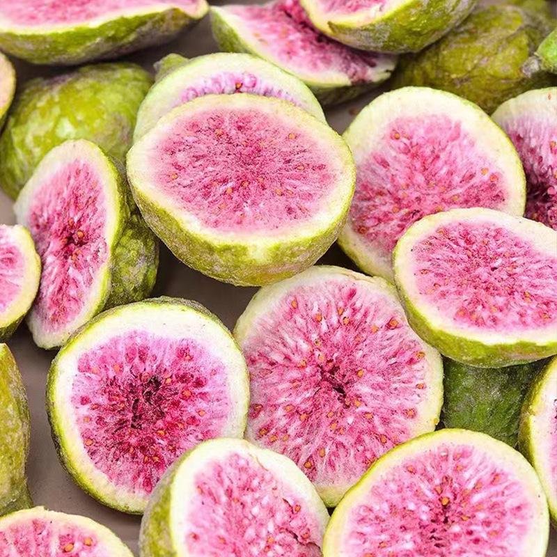 Forest Style Cake Decorations: Dried Fruit & Fig Ornaments for Birthdays