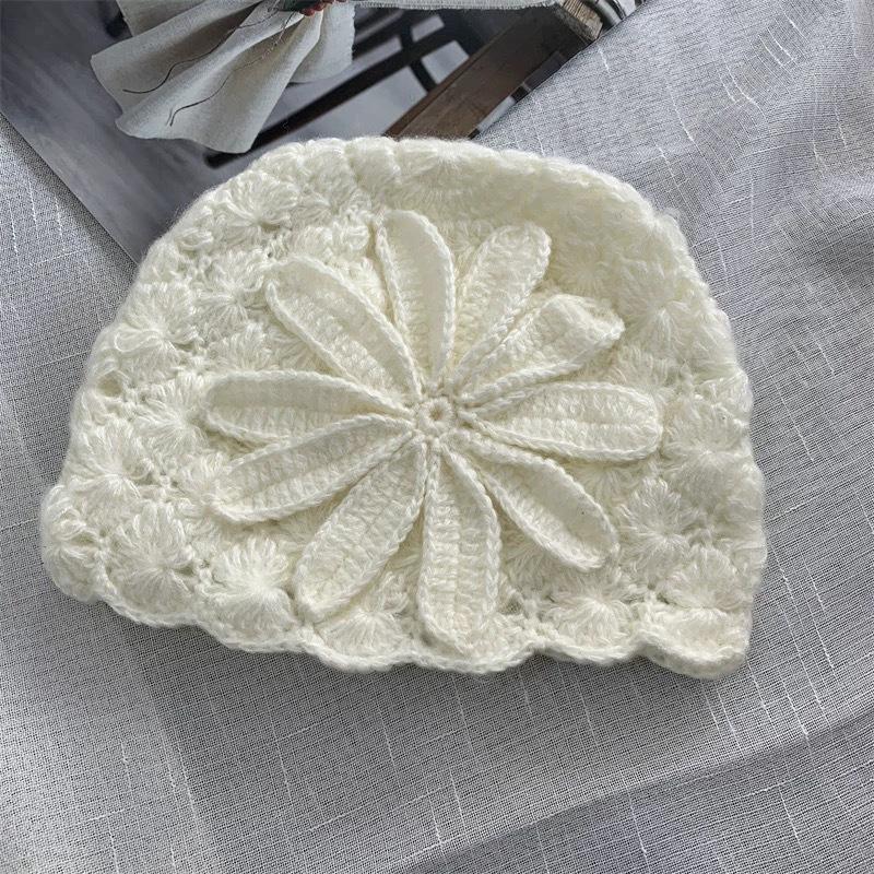 Handmade Crochet Wool Hat Women's Autumn and Winter Flowers Hollow Temperament Versatile Warm Face Small Knitted Hat