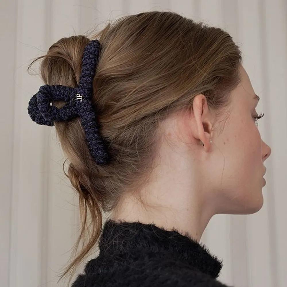 Zebre hair clip JC038SA Navy