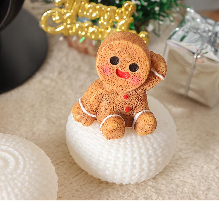 Mini DIY Micro Landscape Christmas Fireplace with Gingerbread Man Ornament