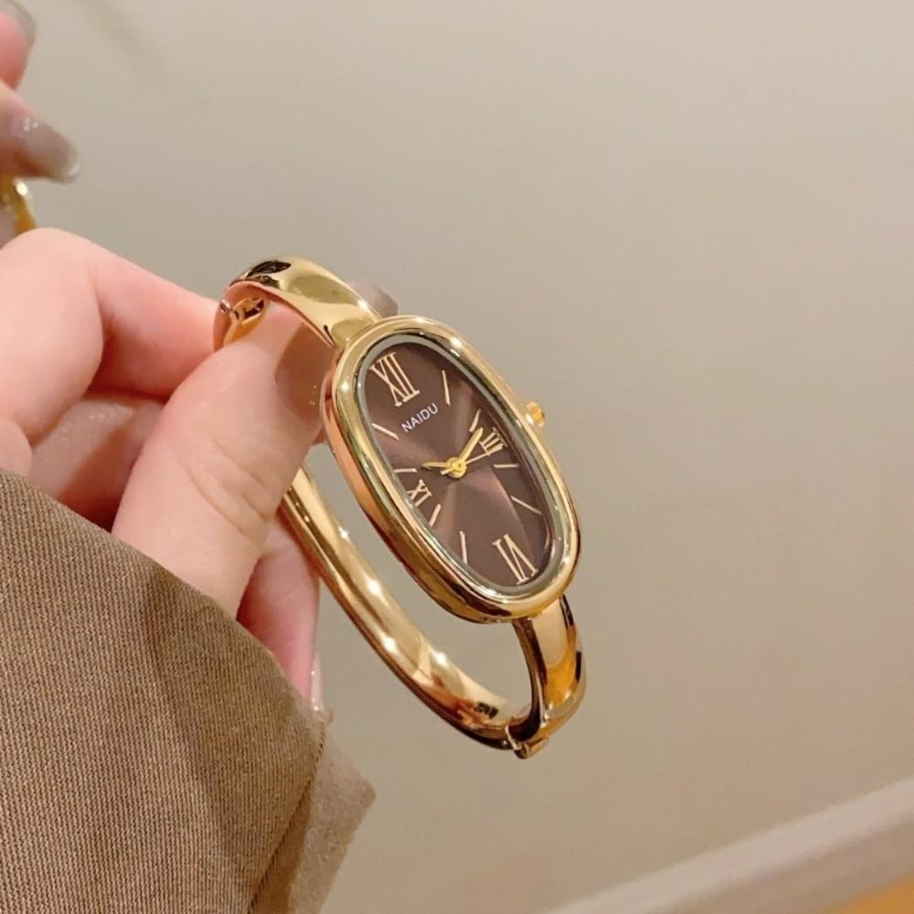 Lightweight Luxury Bracelet Watch Gold/Silver Oval Dial Wristwatch Roman Dial Elegant Quartz Watch for Women