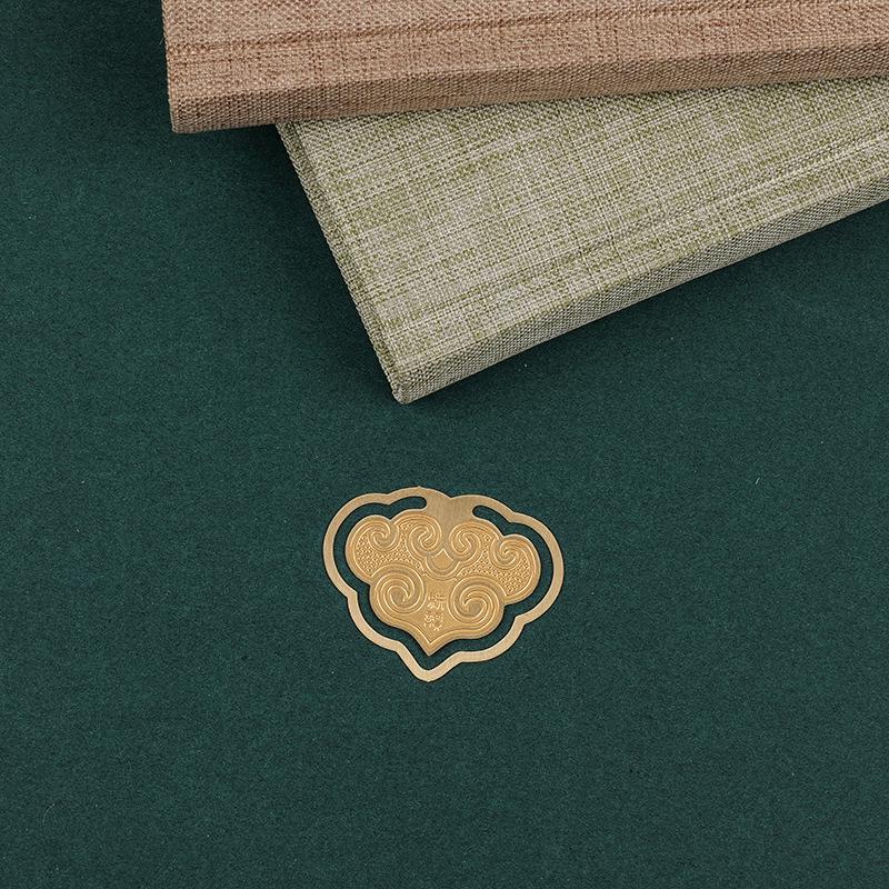 Zhi Hui Custom Metal Bookmarks - Tassel and Antique Style with Baking Varnish Finish, Personalized Logo Option for Journal Books