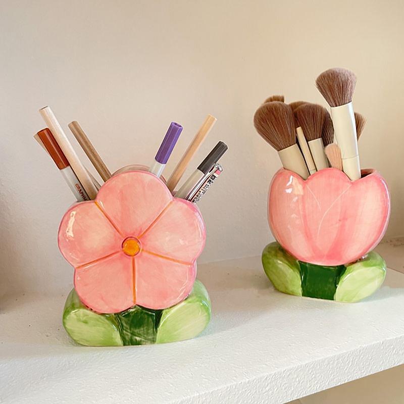 Flower Pen Holder Ceramic Desktop Decoration Cute Girl Desk Office Storage Box Stationery Shelf Storage Tank