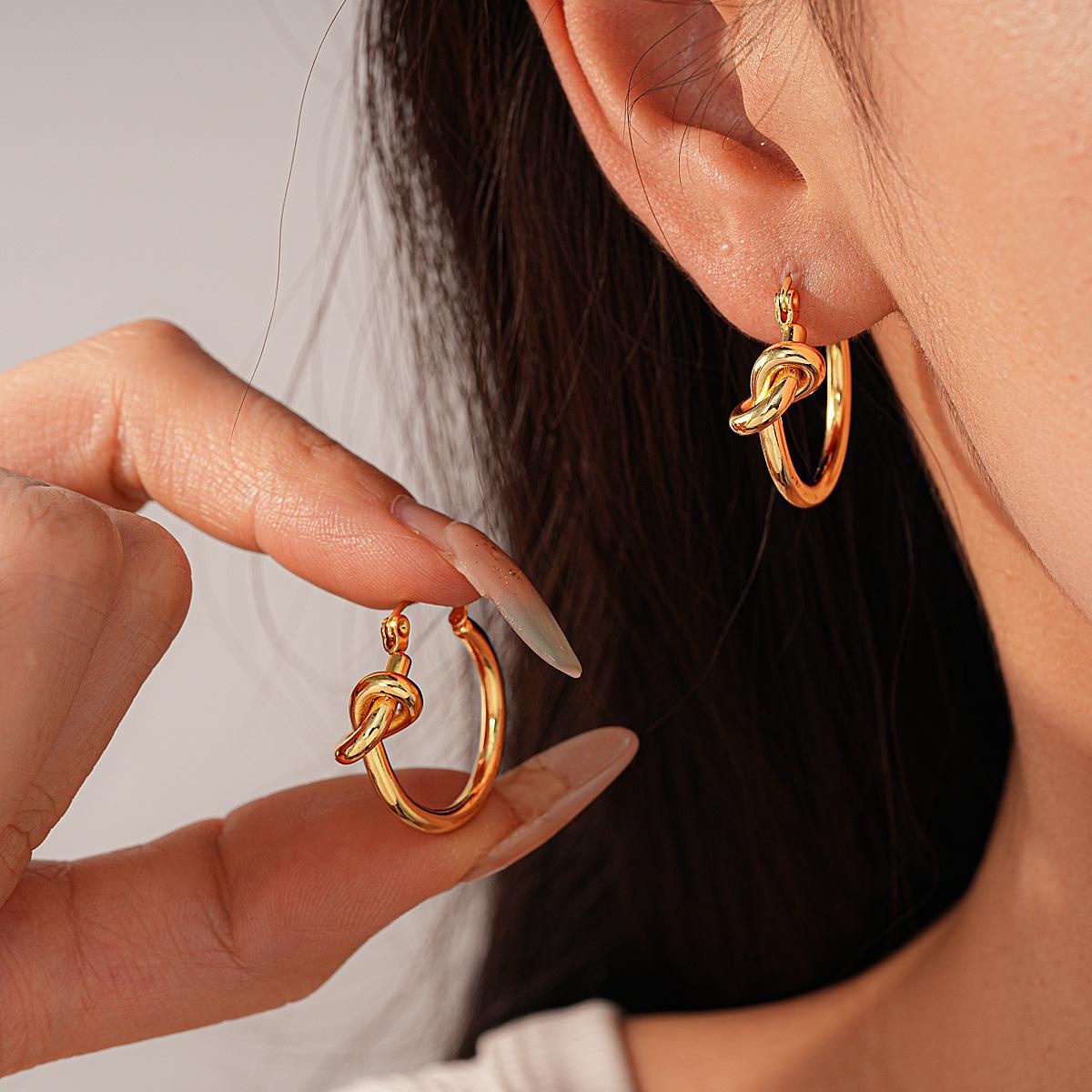 Elegant Stainless Steel Knotted Hoop Earrings – High-End Luxury Ear Jewelry