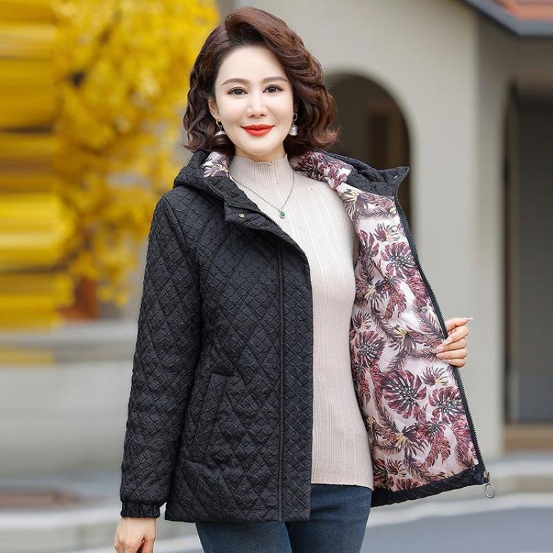Winter padded jacket medium women's padded jacket year old 0 thin hooded padded jacket new