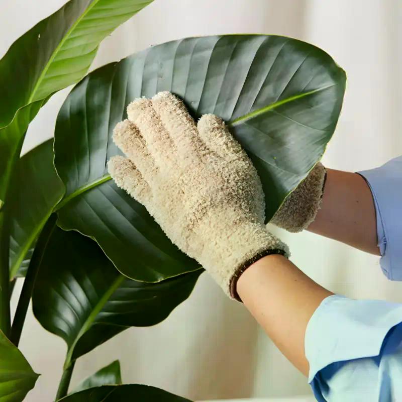 Microfiber Dusting Gloves - Stretchable & Breathable Cleaning Gloves, Non-Waterproof For Cars, Boats, RVs, Pools, Home, Kitchen
