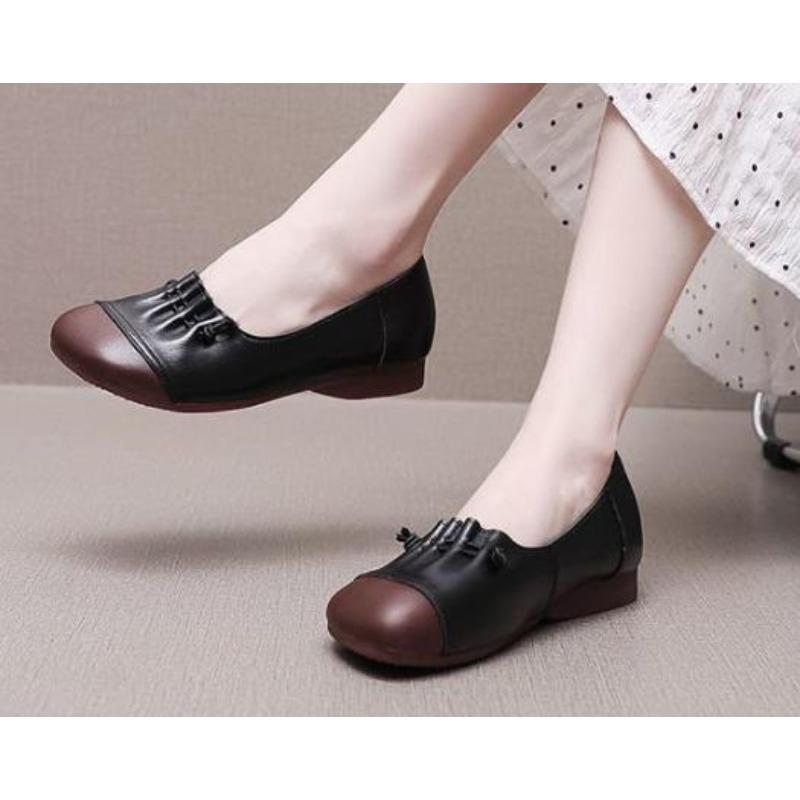 Модная обувь больших размеров для женщин мягкая кожа ретро неглубокие туфли повседневные женские мокасины туфли-лоферы модная универсальная женская обувь 35 чёрный 3599₽