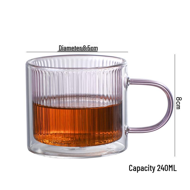 Doppelwandige Kaffeetasse aus Borosilikatglas mit vertikalen Streifen und farbigem Innenleben