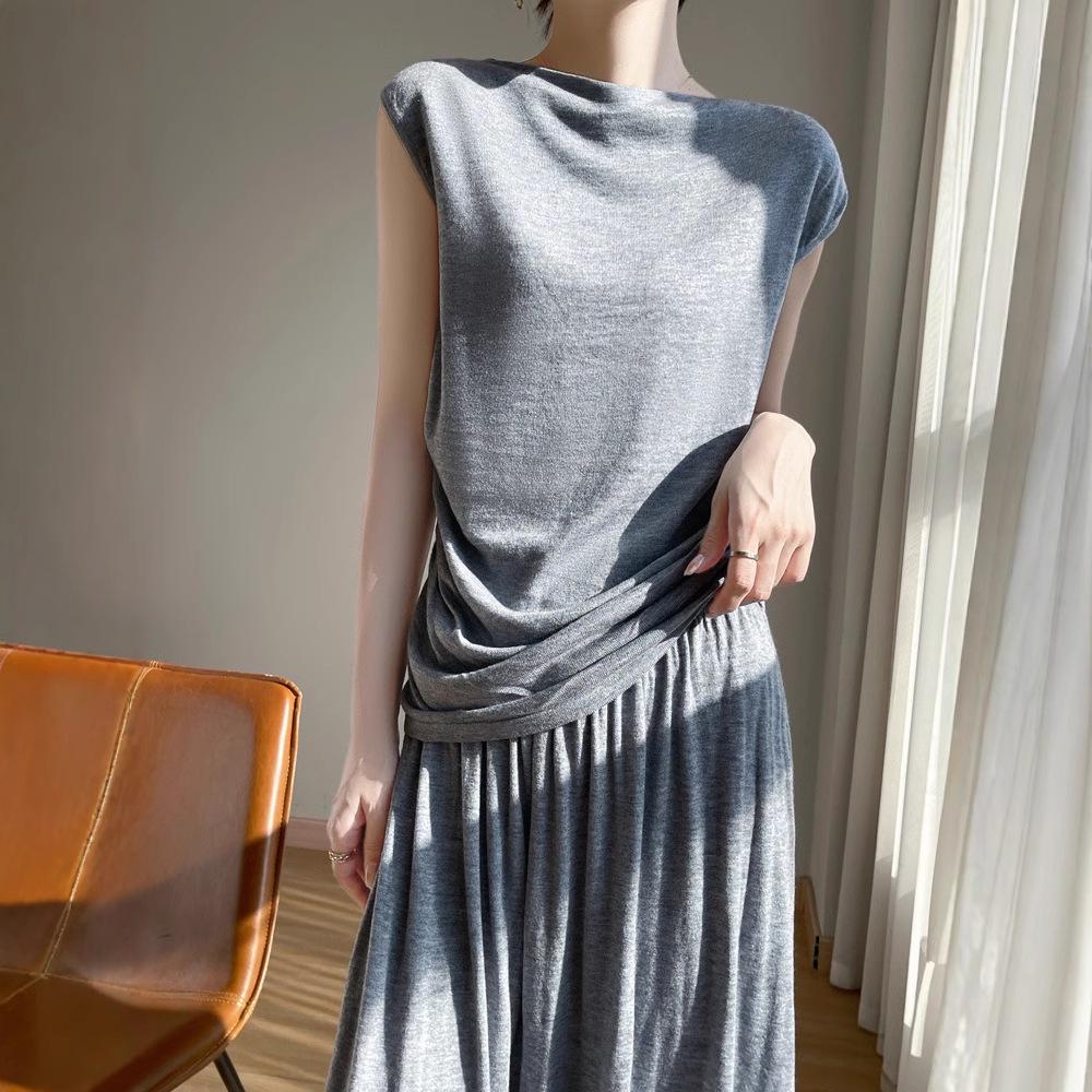 Off-Shoulder Merino Wool Slim-Fit Knitted T-Shirt for Women – Short-Sleeve & Versatile Top