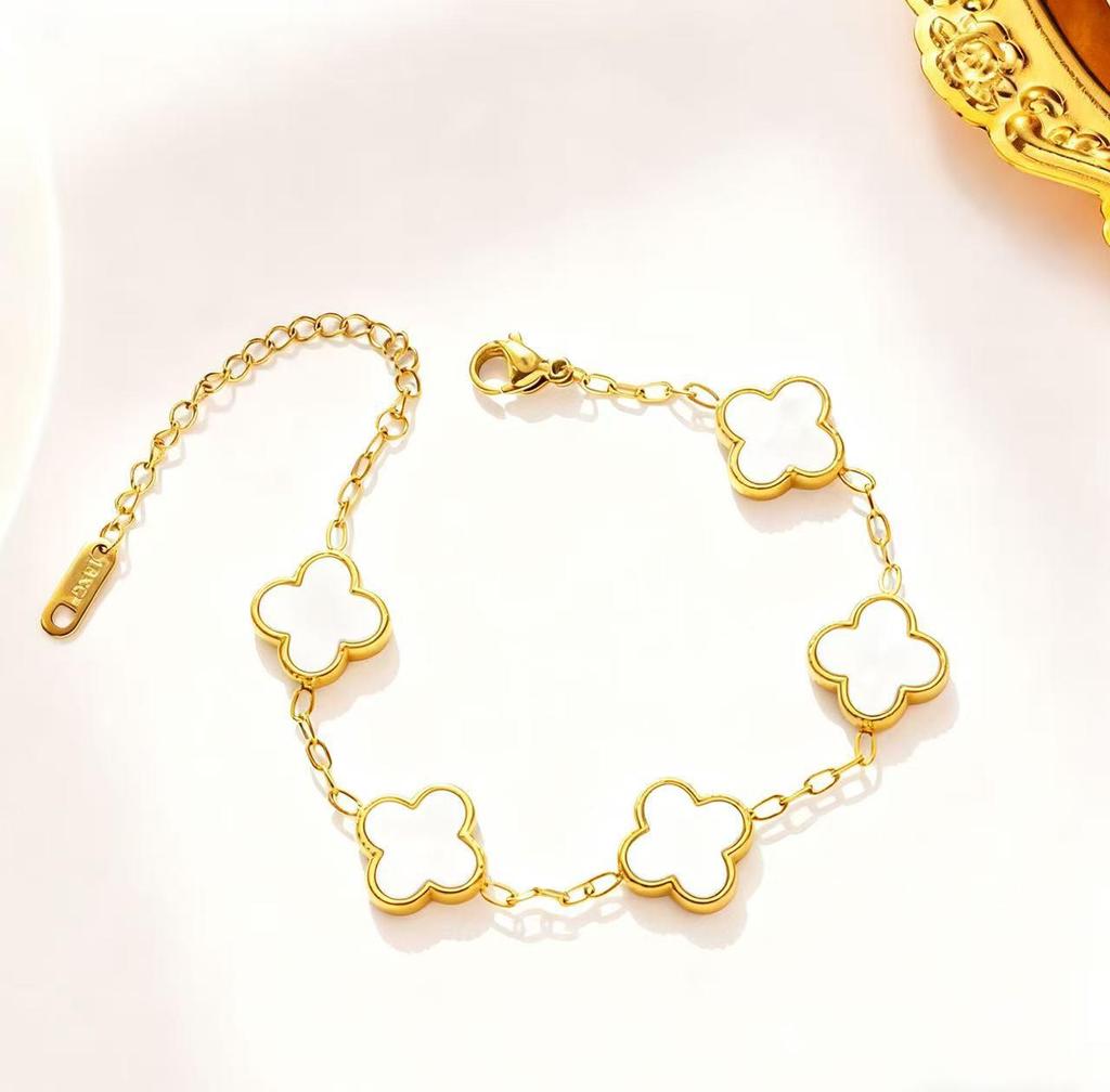 13mm Vierblättriges Kleeblatt Titanstahl Schmuckset: 18K Armband, Halskette, Ohrringe