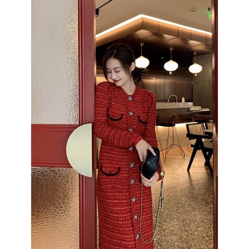 Hui Neujahrsrobe, roter Strickpullover-Rock, Rundhalsausschnitt-Kleid, Damenbekleidung, Herbst und Winter hochwertiges langes Kleid