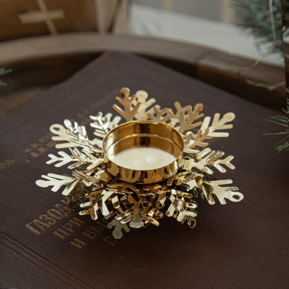 Modern Snowflake Candle Holders Golden Flower Shape Tealight Holders Iron Candlestick Tabletop Ornaments Table Centerpieces