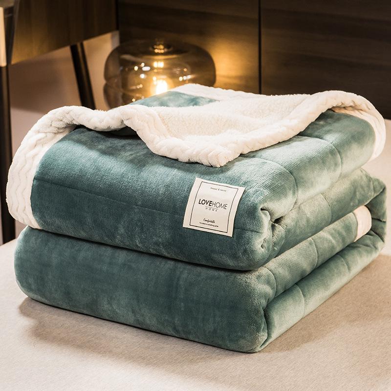 Dreilagige gesteppte Winterdecke - Dickes Milchvlies, Kuschelig für Firmengeschenke