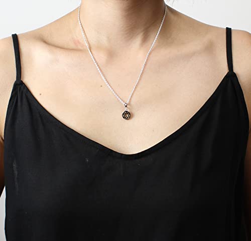 Carmelo Accessories: Hexagram Silver Pendant with Gibeon Meteorite Design, Gold, for Men and Women