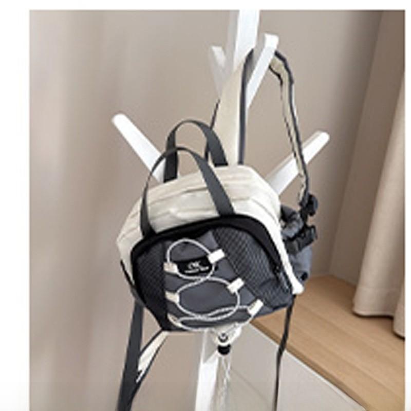 Toddler Canvas School Bag With Curved Shoulder Straps And Color Contrasts For Preschool Children