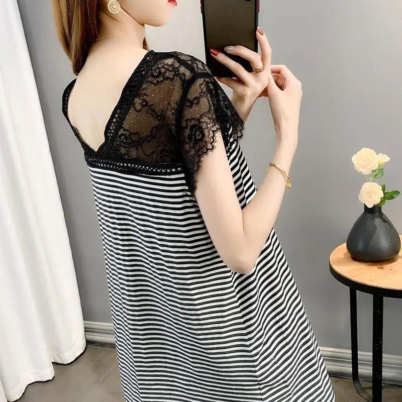 Oversize Vest Women Undershirt Sleeveless Vintage Loose Lace Skeleton Vest Casual V-Neck Suspenders Vest Shawl