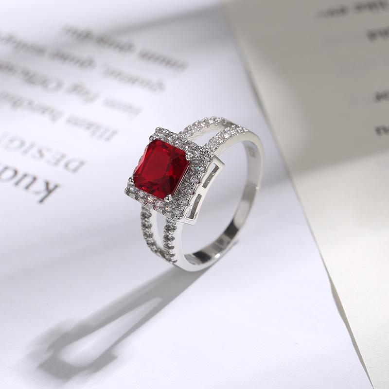 New Candy Zircon Fashion Ring: Elegant European & American Style for Women