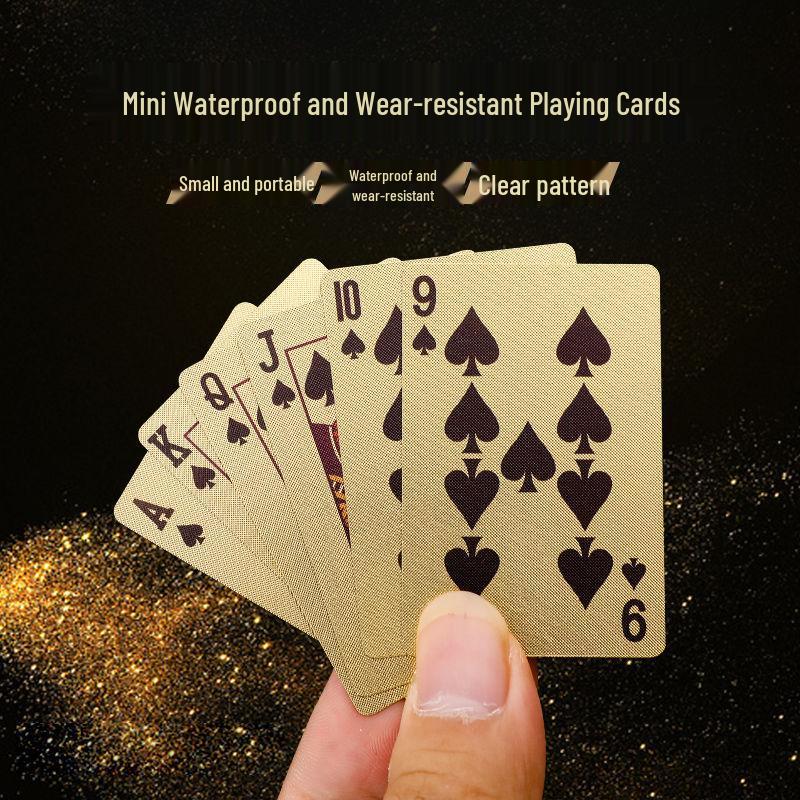 Goldene Mini Tyrant Wasserdichte PVC Spielkarten - Taschenpoker in Handflächengröße 3x5cm