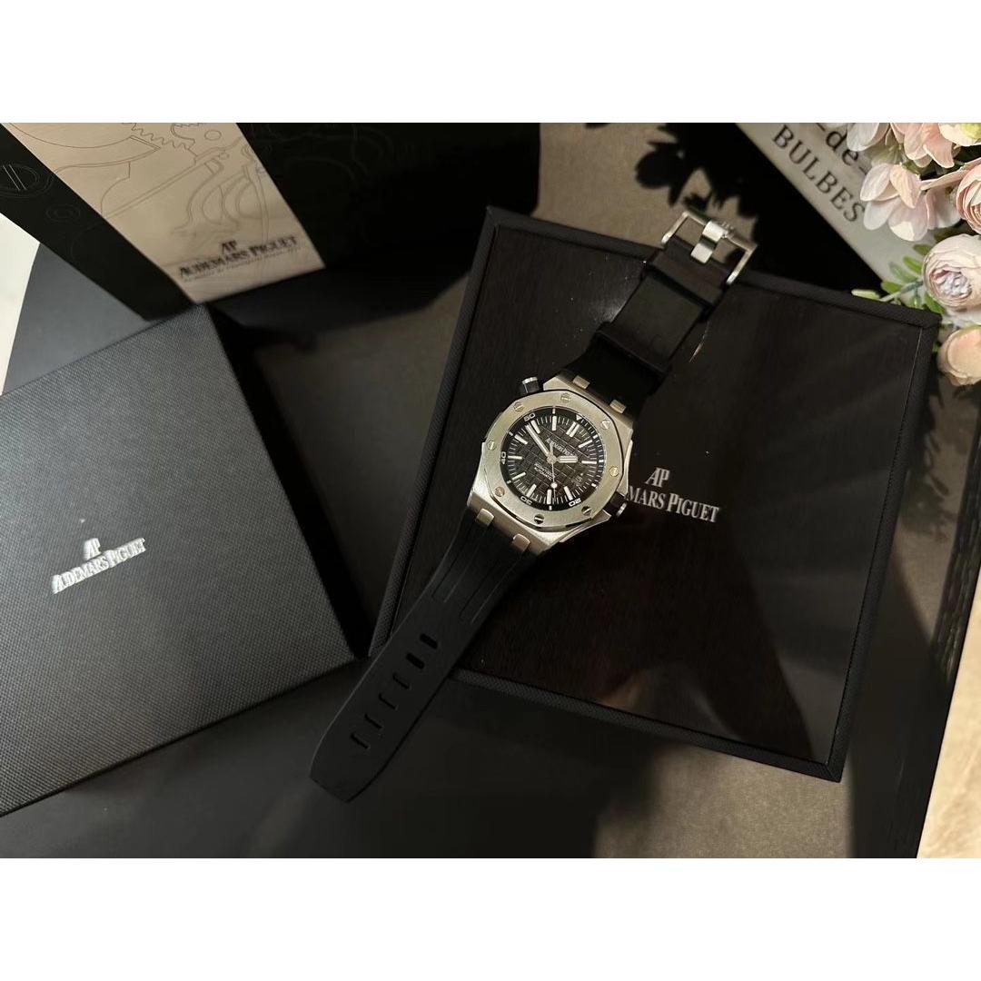 Used Purchases are welcome Royal Oak Offshore Diver 15710ST.OO.A002CA.01 Automatic winding | Today only special price | New and unused
