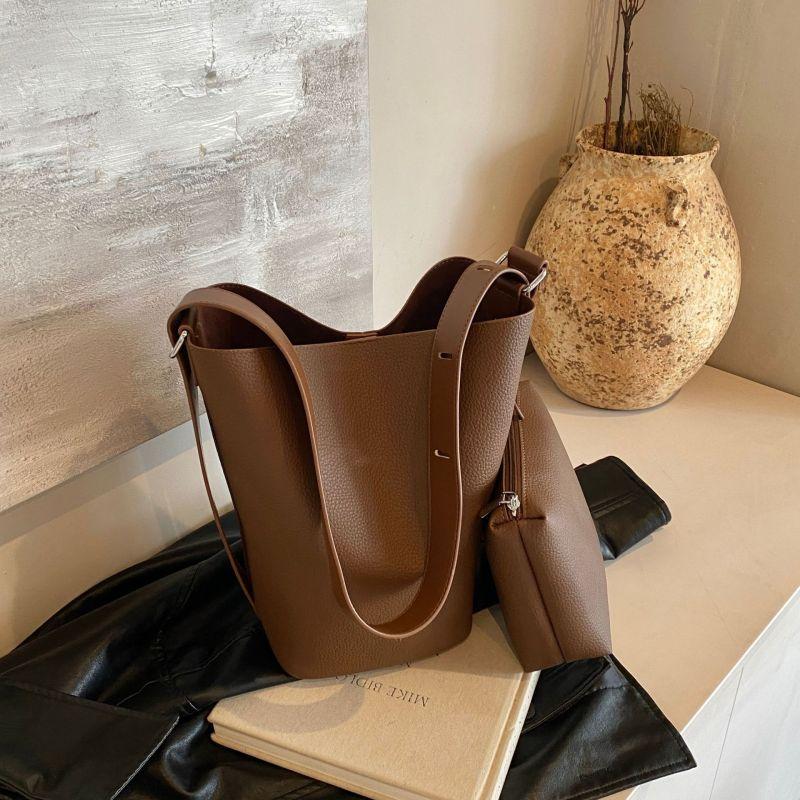 Tooxika French Retro Large Capacity Bucket Bag New Versatile Handbag Messenger Bag