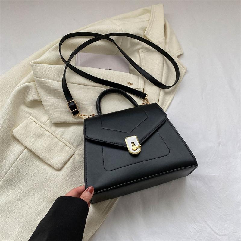 Chic Autumn Women's Shoulder Bag Versatile Crossbody Small Square Design